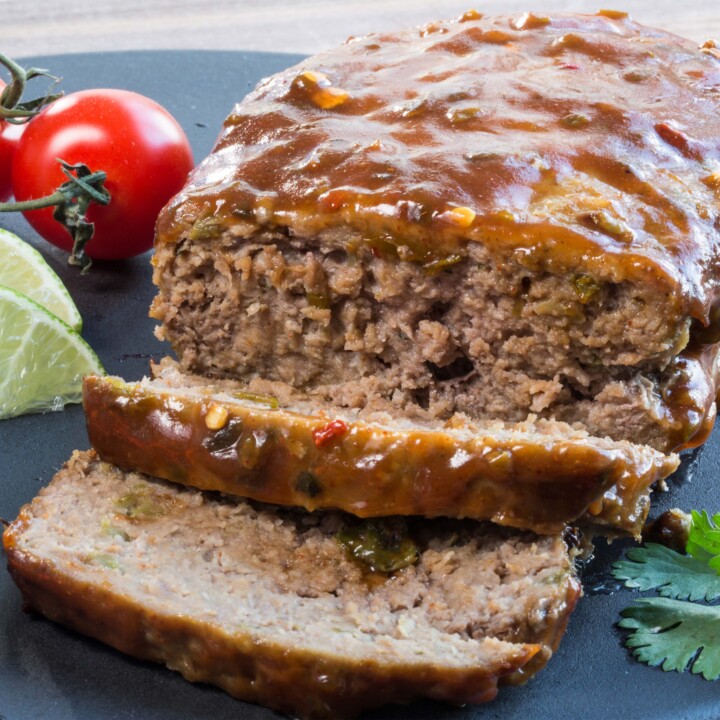 Kings Command Foods Fully Cooked Mini Hatch Chile Beef Meatloaf With