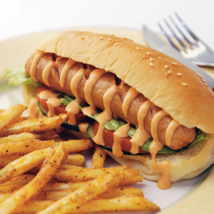 Fully Cooked Skinless 4:1 Jalapeno Cheddar Bratwurst 4/2.5 Lb Packages